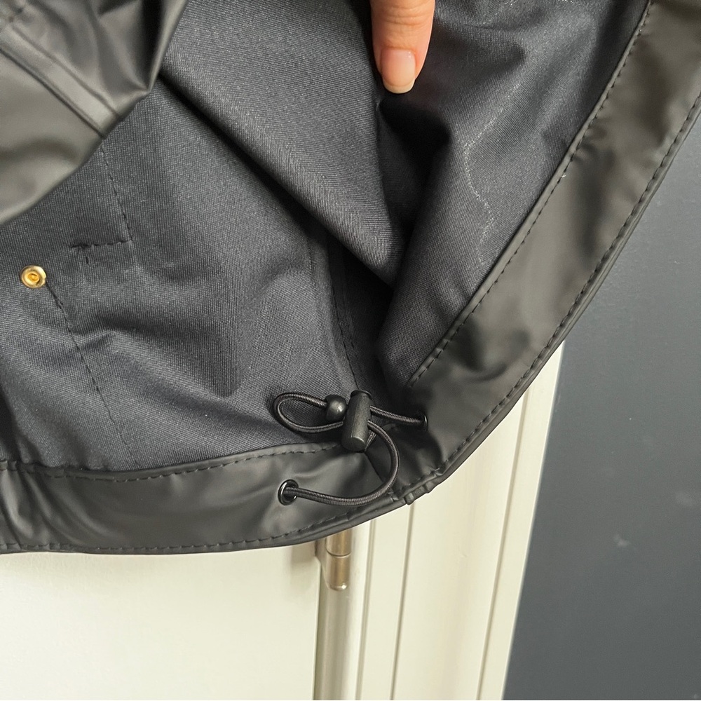 NWT! Helly Hansen Women's Moss Rain Jacket Small - Picture 13 of 14